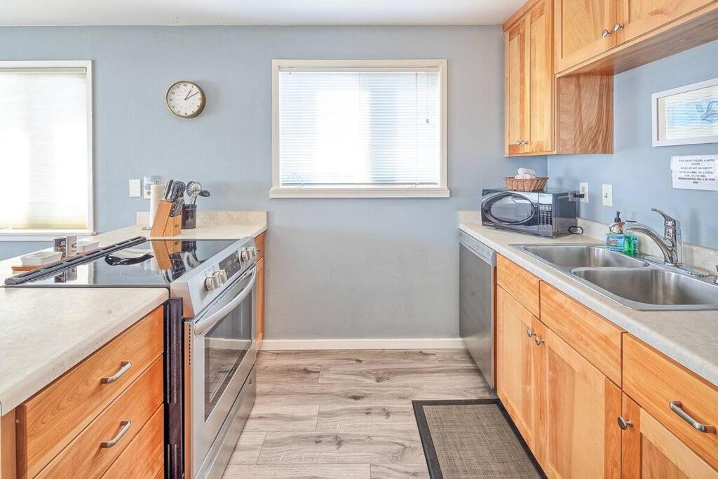 Ocean View Village Condo With Trails To Beaches Тринидад Экстерьер фото