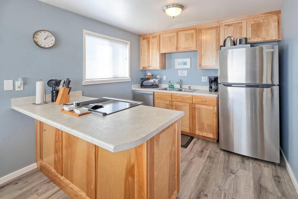 Ocean View Village Condo With Trails To Beaches Тринидад Экстерьер фото